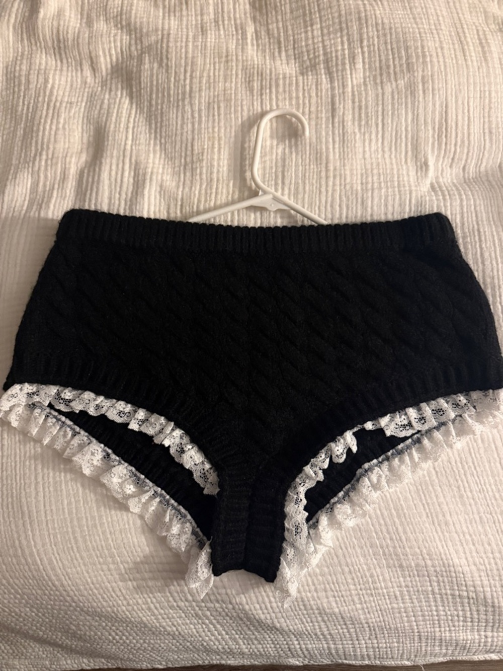 Black Knit Lace-Trim Women’s bloomers